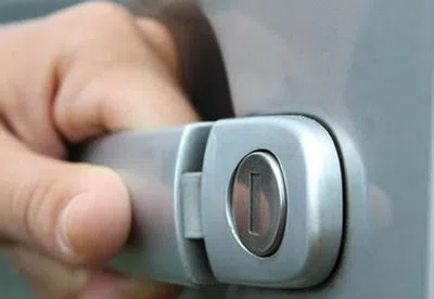 Little Village Locksmith Store San Antonio, TX 210-780-7306 - 21-unlock-car